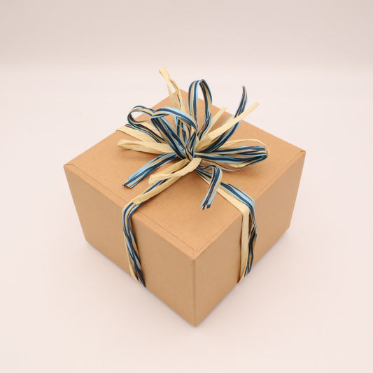 和紙箱+青色リボン