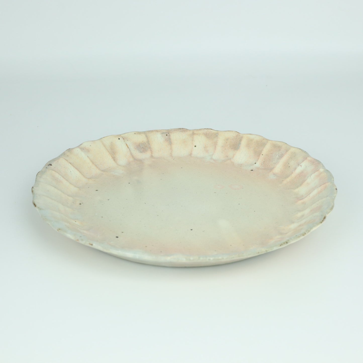 【田山健司】粉引輪花皿 大
