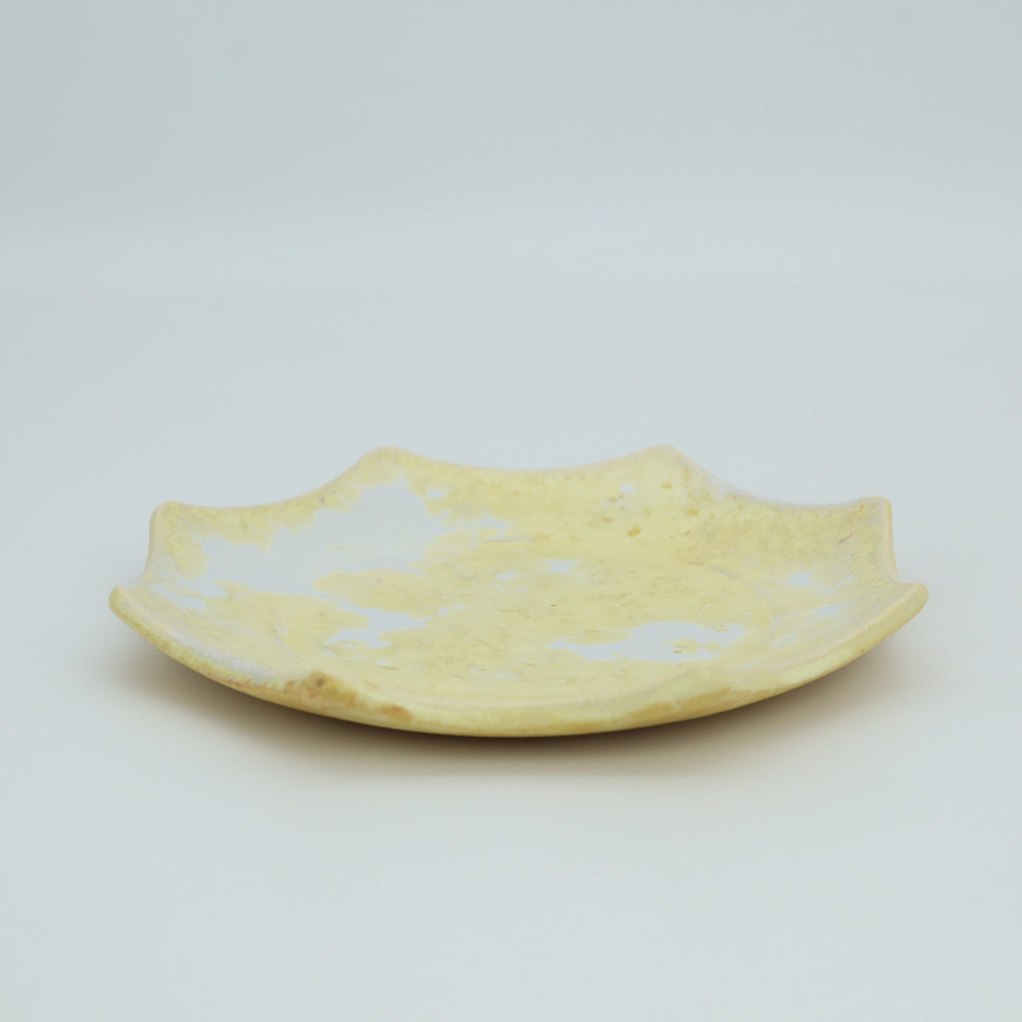 【三田和実】八角皿(大) 白