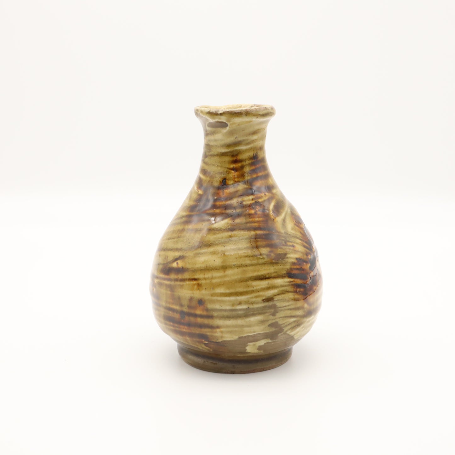 【饗庭孝昌】飴釉刷毛目鉄文とくり