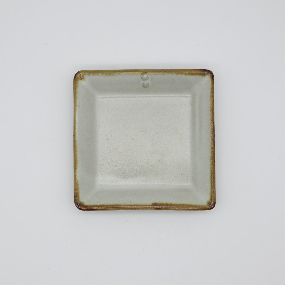 [Naoko Otsuka] Small rusty-edged square plate