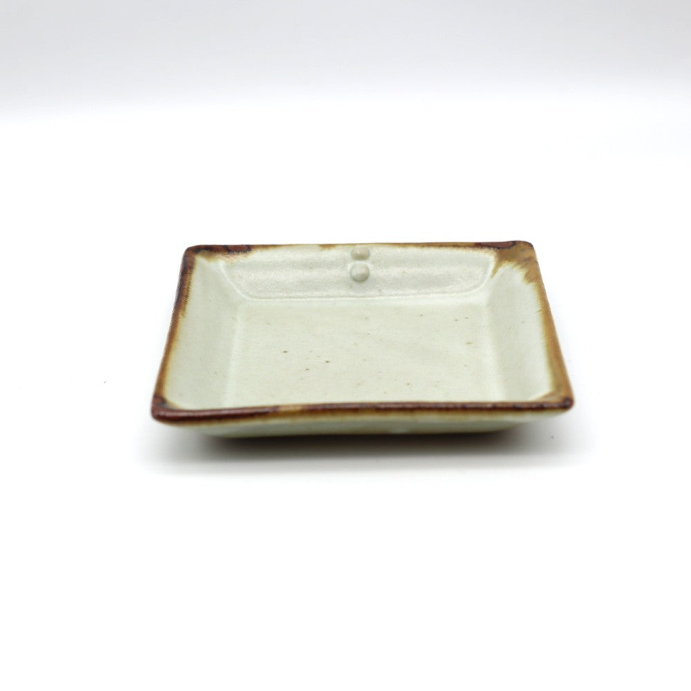 [Naoko Otsuka] Small rusty-edged square plate