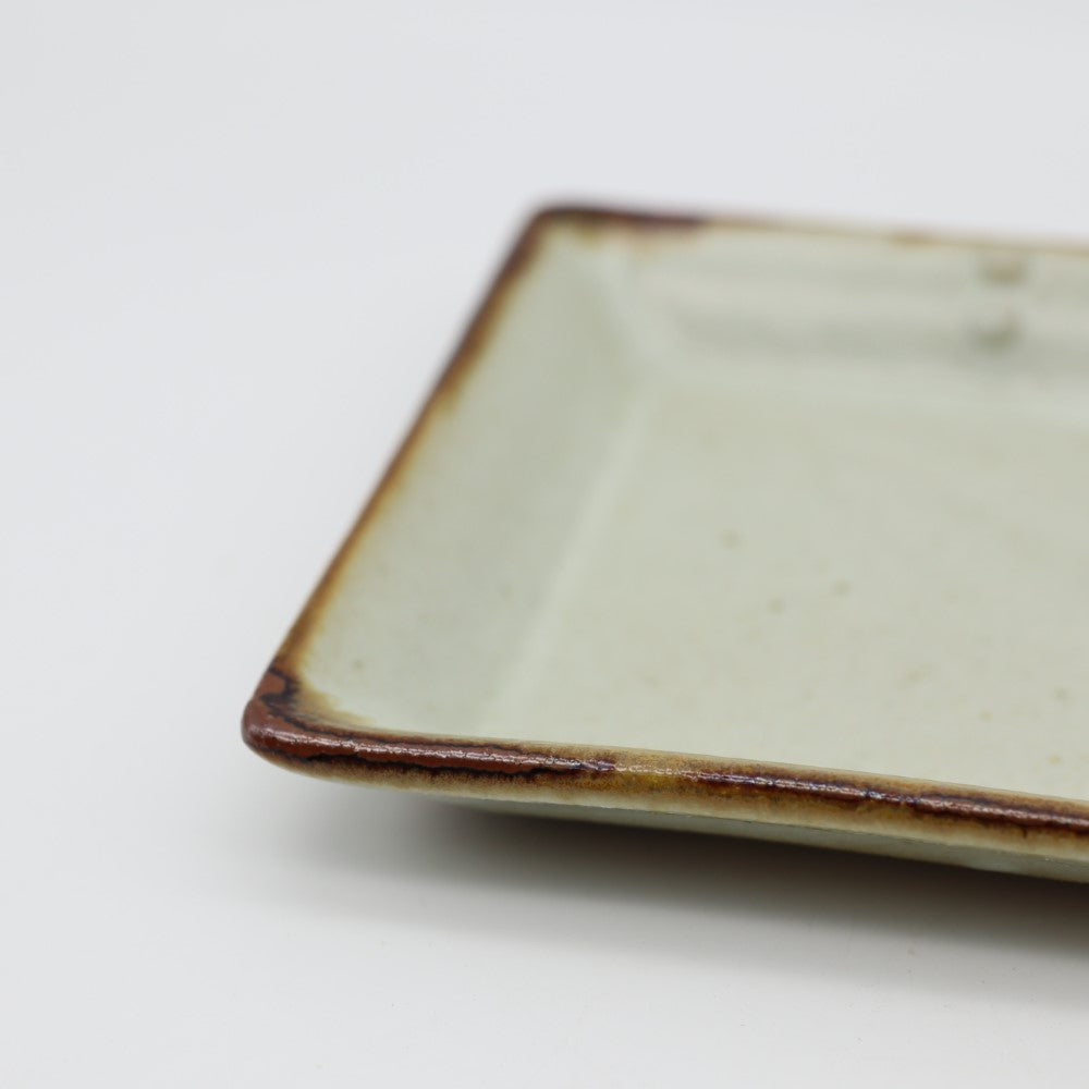 [Naoko Otsuka] Small rusty-edged square plate