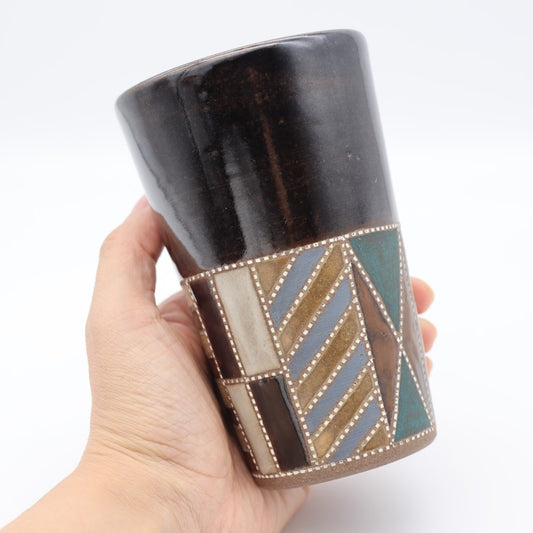 [Mukaiyama Fumiya] Inlaid glaze color border pattern free cup