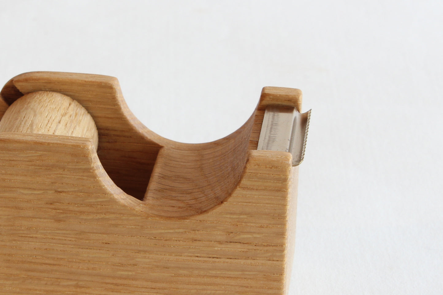 [Oak Village] Tape Cutter, Small, Brown