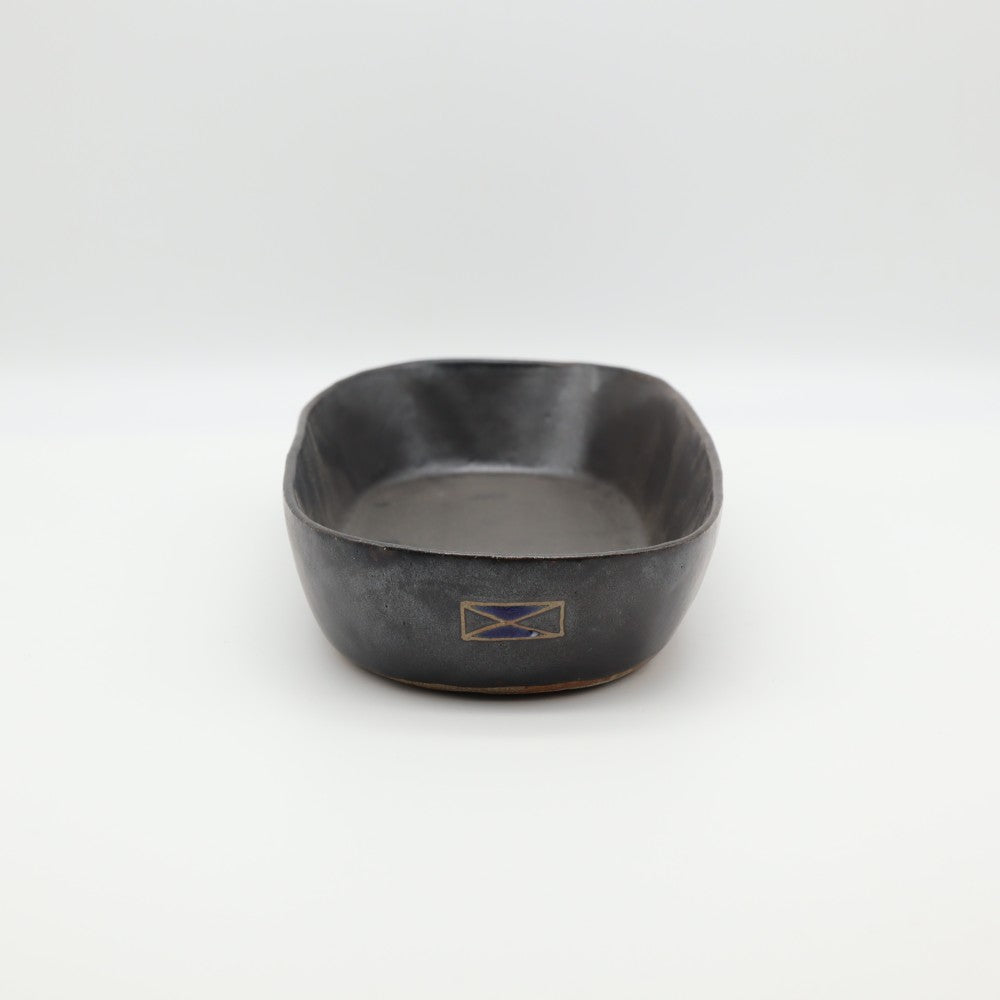 [Saito Osamu] Black glazed oval bowl