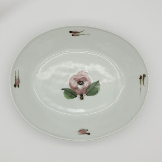 [Saito Osamu] Copper-painted oval bowl with camellia design