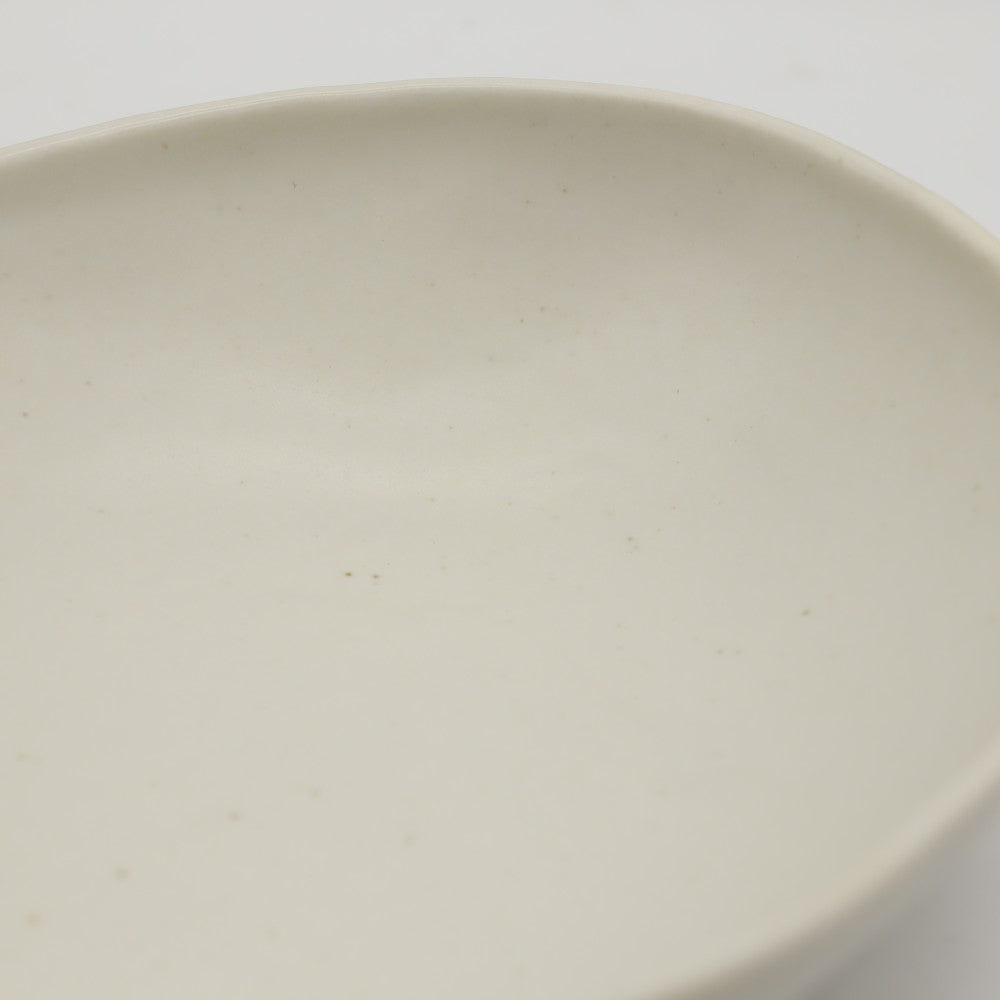 [Saito Osamu] White porcelain oval bowl