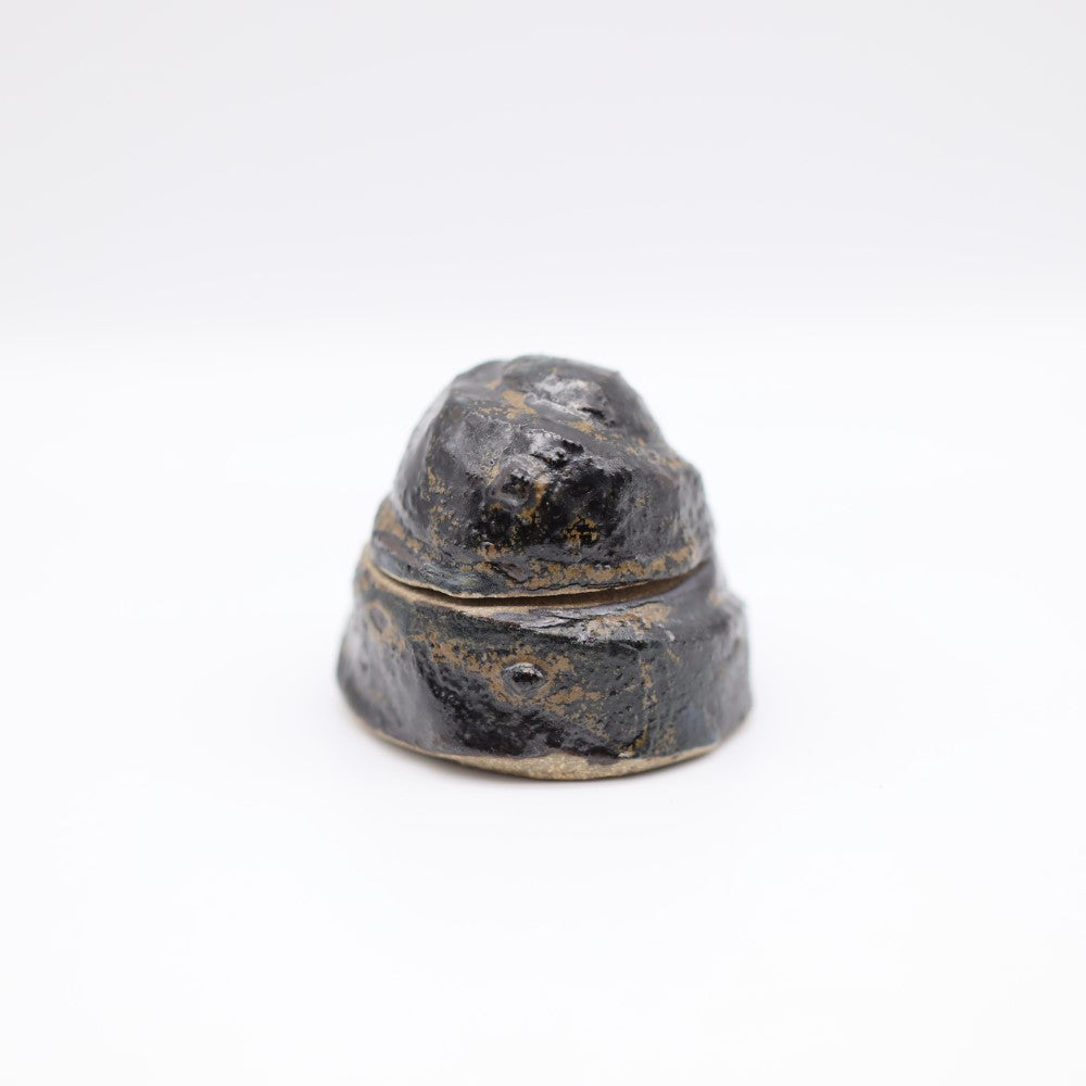 [Masataka Otsuka] Blue rust twisted bell