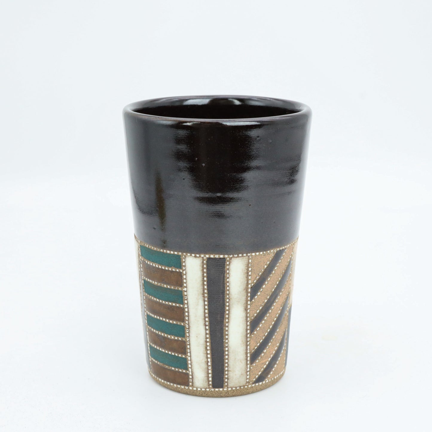 [Mukaiyama Fumiya] Inlaid glaze color border pattern free cup