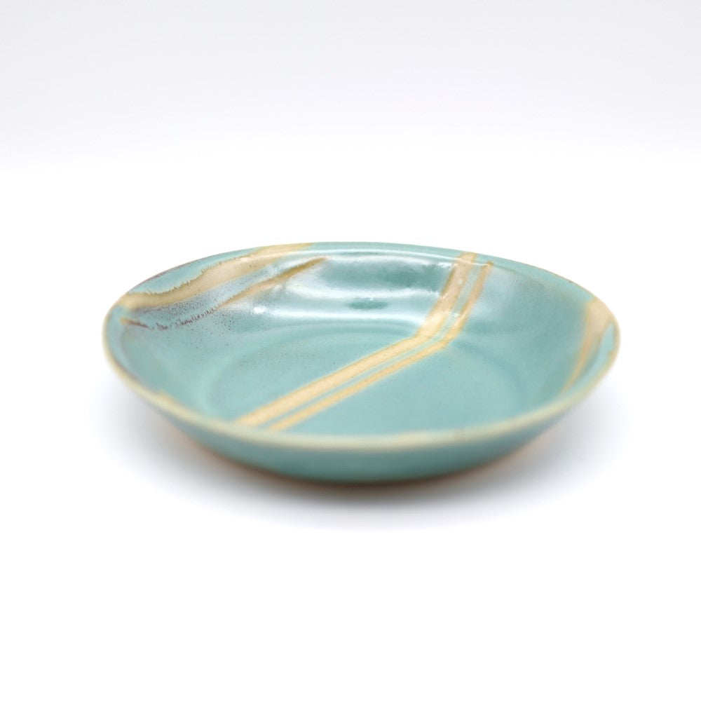 [Hagiwara Yoshinori] Celadon glazed oval plate with pattern, small