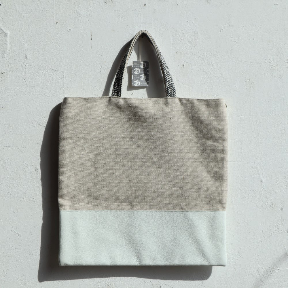 [Inoue Planning/Hata] Linen Hampton Flat Bag, White