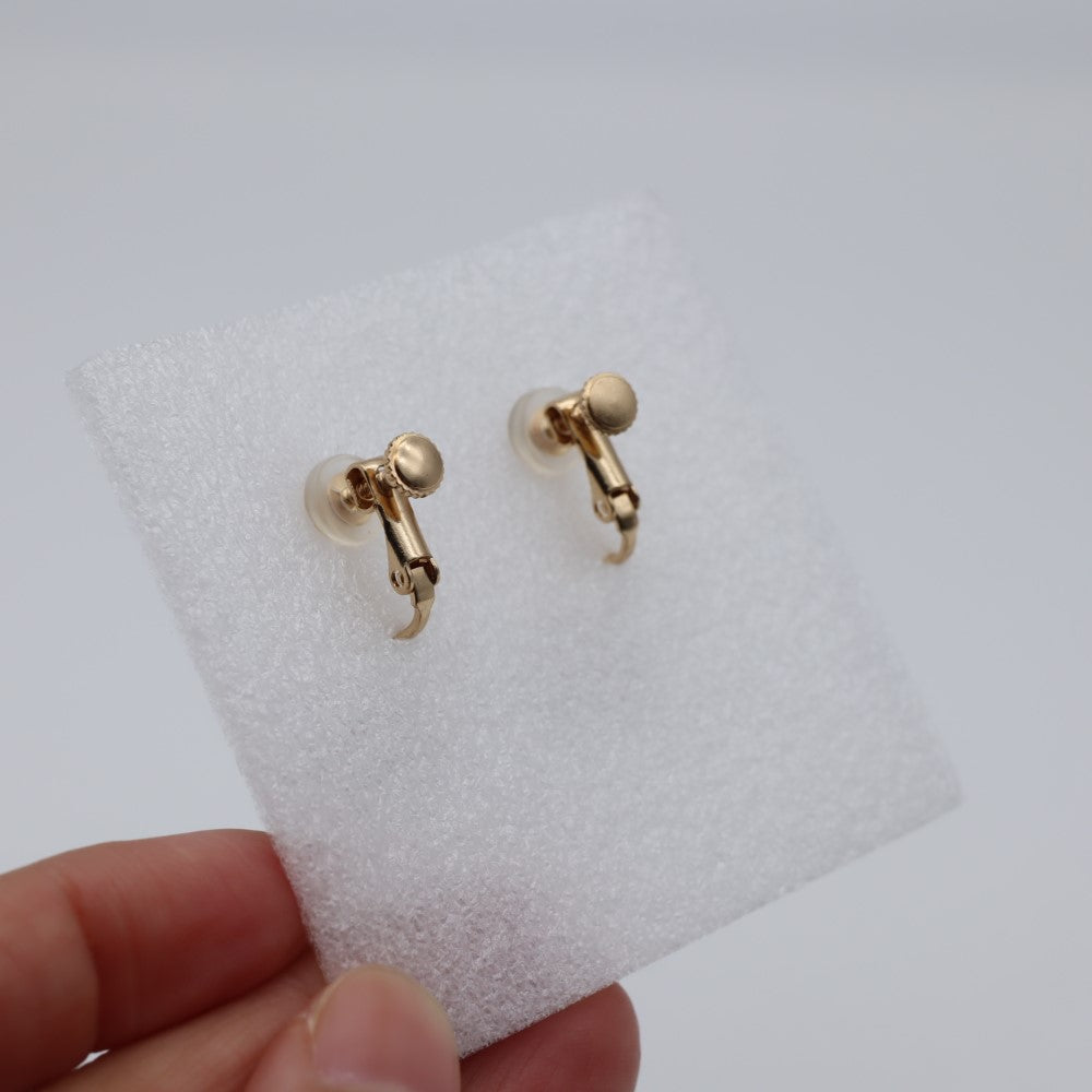 [Naoko Otsuka] Fragrant earrings, diamond shape