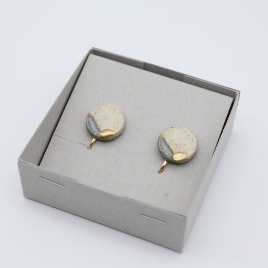 [Naoko Otsuka] Fragrant Round Earrings