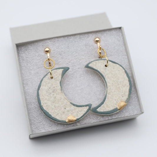 [Naoko Otsuka] Fragrant Moon Earrings