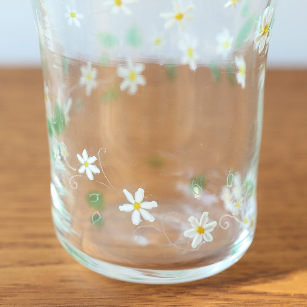 [Kaori Mamiya] A cup entangled with flowers