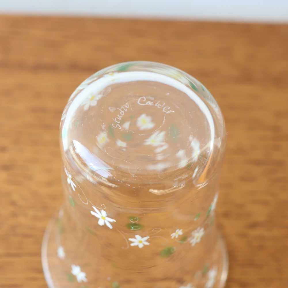 [Kaori Mamiya] A cup entangled with flowers