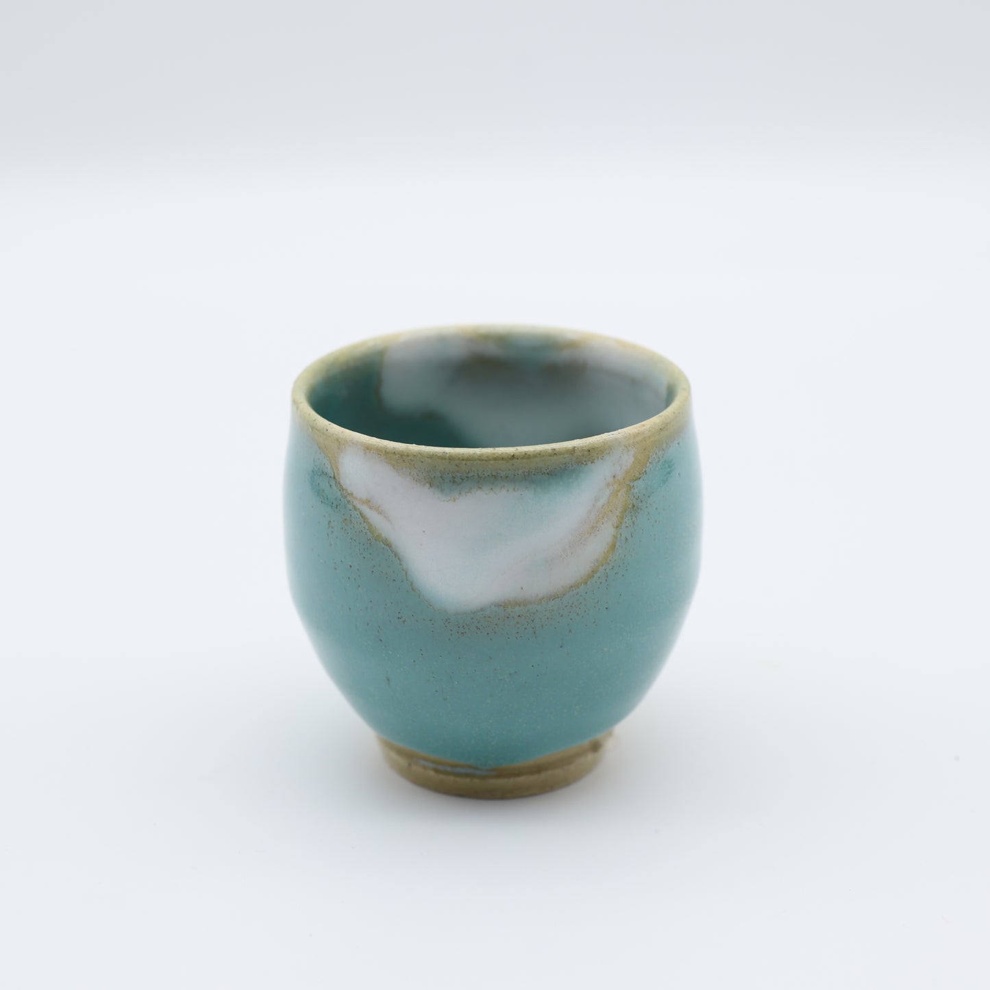 [Hagiwara Yoshinori] Celadon glazed sake cup
