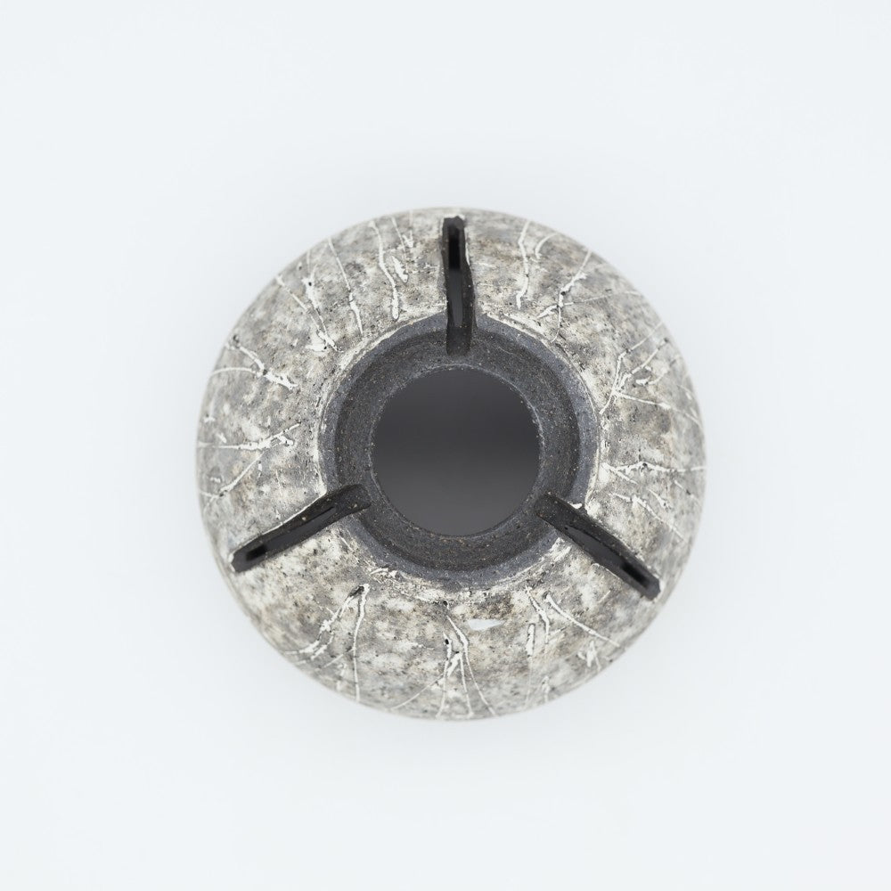 [Numano Hideaki] Flowerpot, carved and peeled
