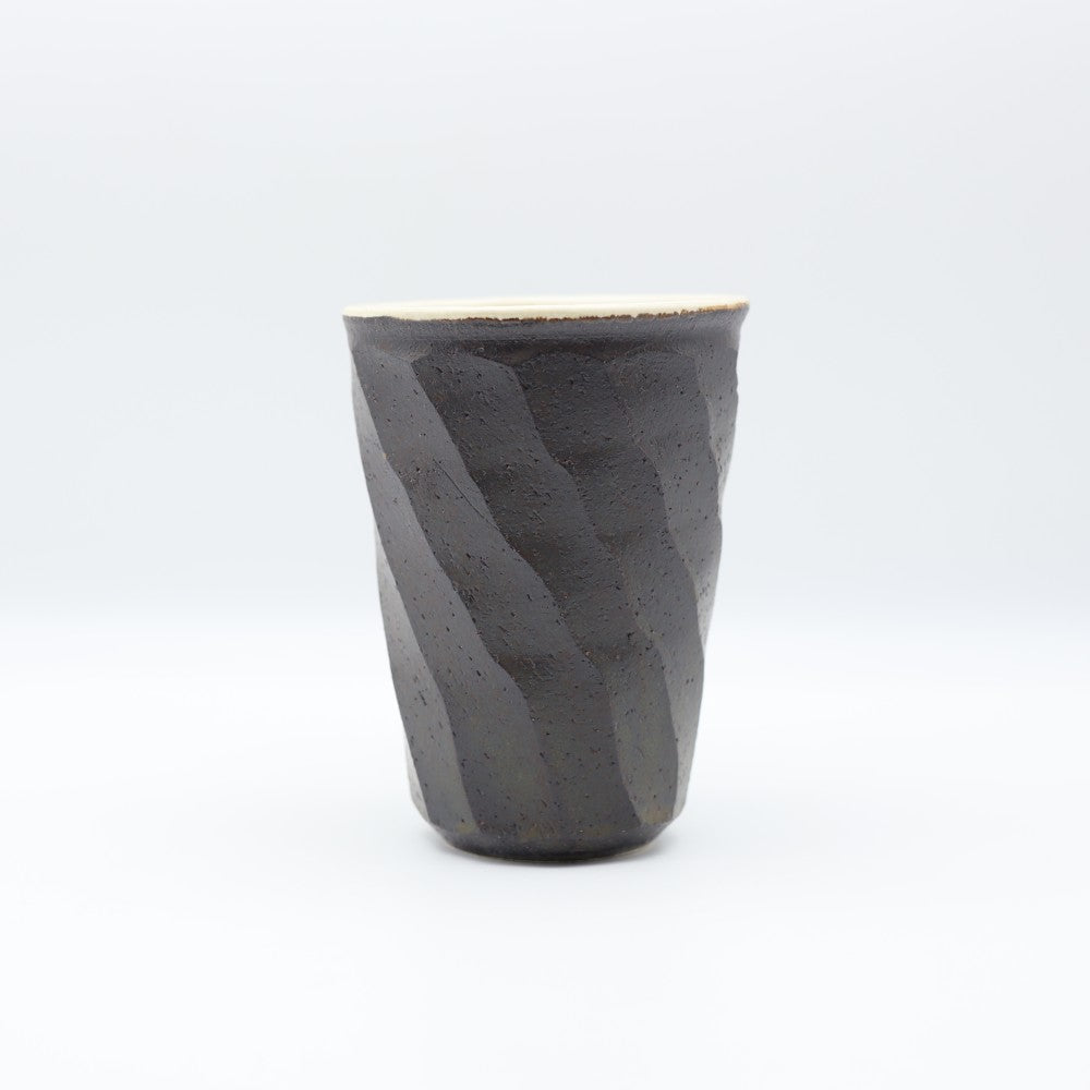 [Komine Takashi] Black glaze chamfered free cup