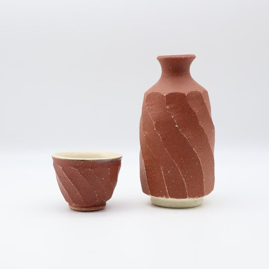 [Pottery] Takashi Komine Red Cosmetic Sake Set
