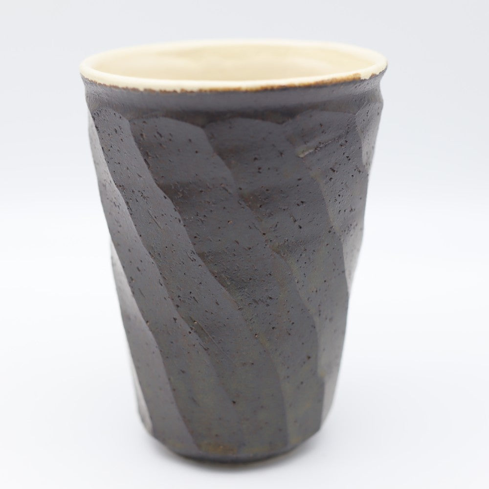 [Komine Takashi] Black glaze chamfered free cup