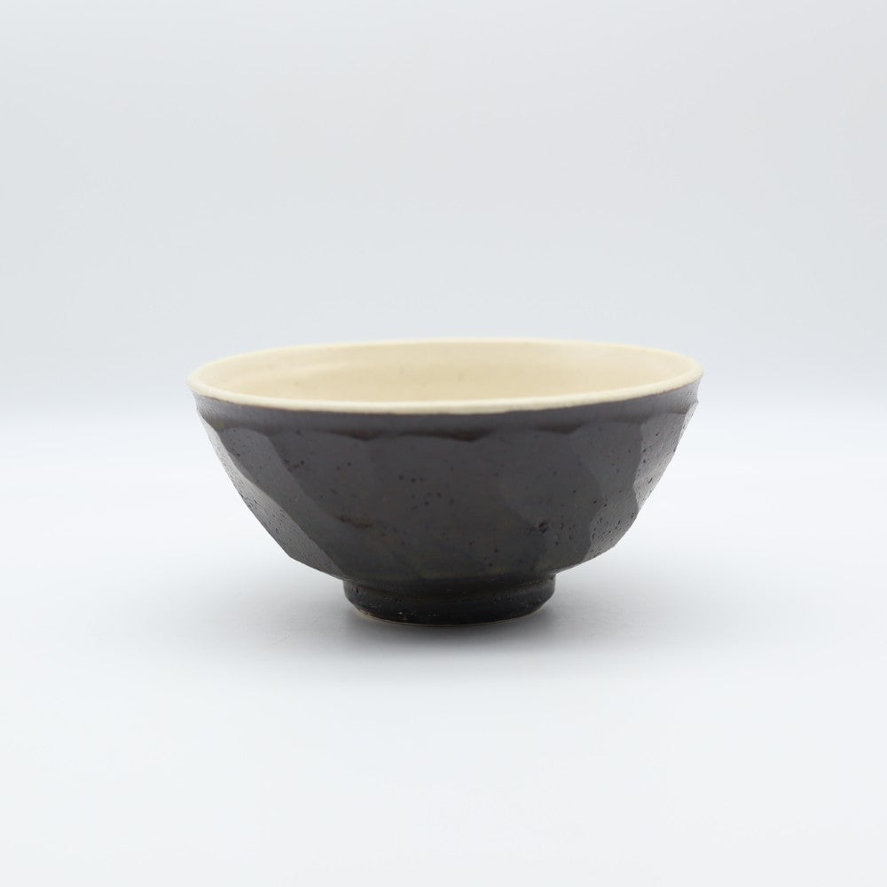 [Takashi Komine] Large black glaze beveled rice bowl
