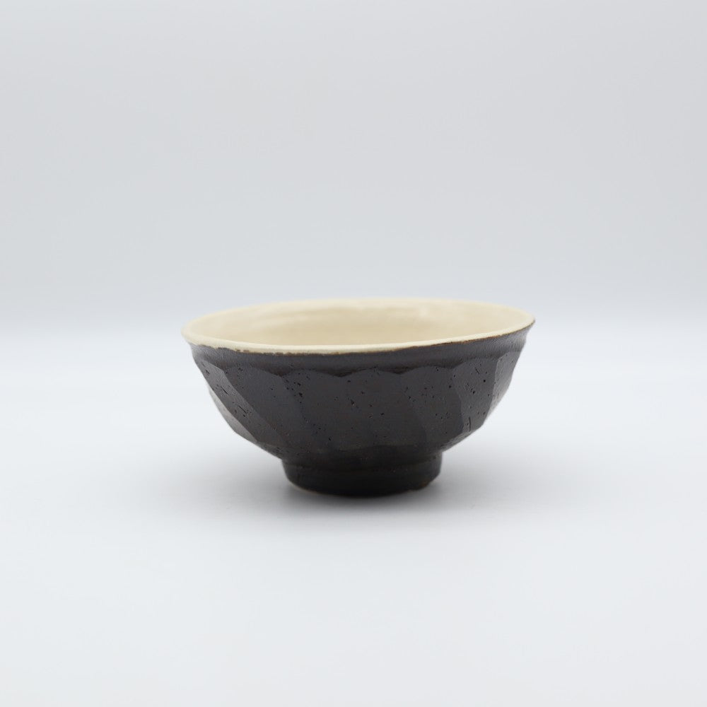 [Takashi Komine] Black glaze beveled rice bowl, small