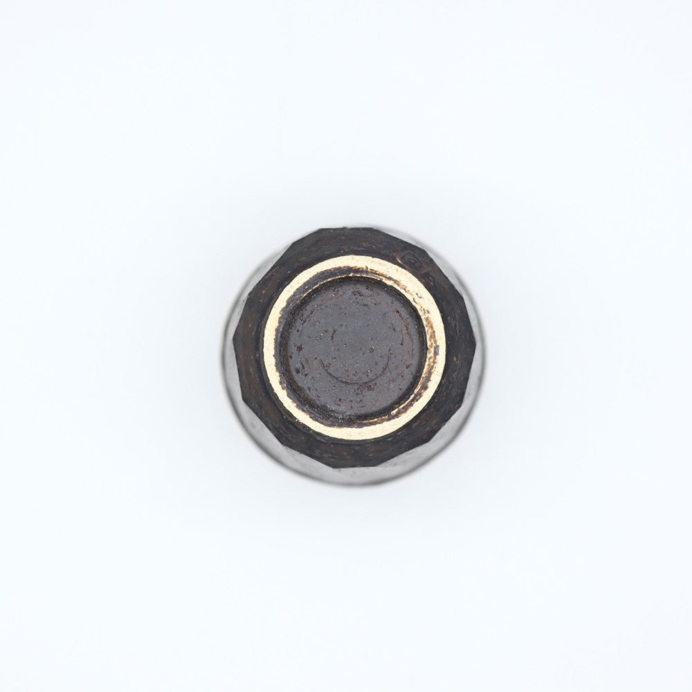 [Komine Takashi] Black glazed chamfered teacup