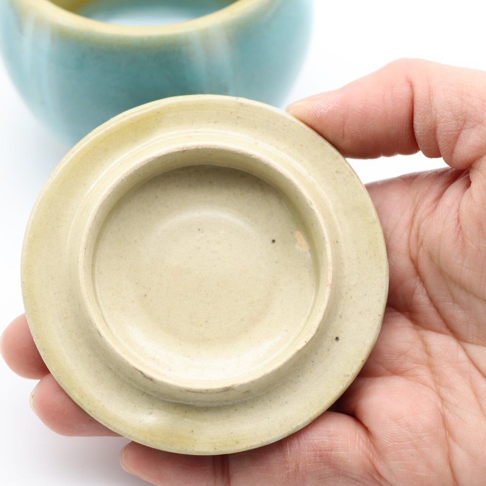 [Hagiwara Yoshinori] Celadon glazed lidded dish, small