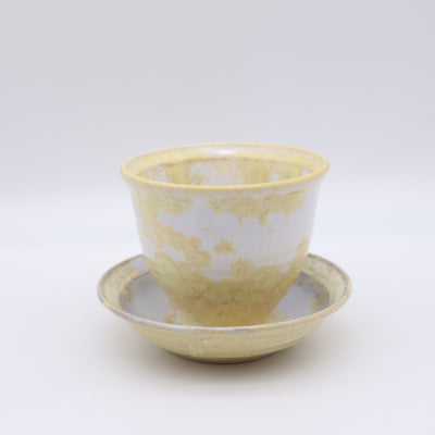 【三田和実】結晶釉煎茶カップ＆ソーサー 白