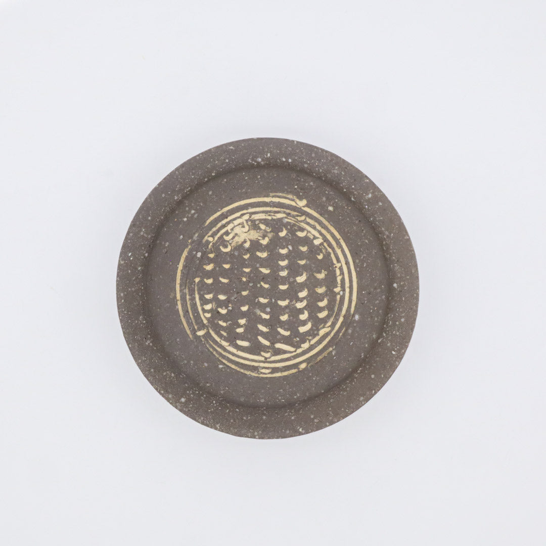 荻野善史 四寸小皿 使用イメージ - 丸皿 | 益子焼 陶庫
