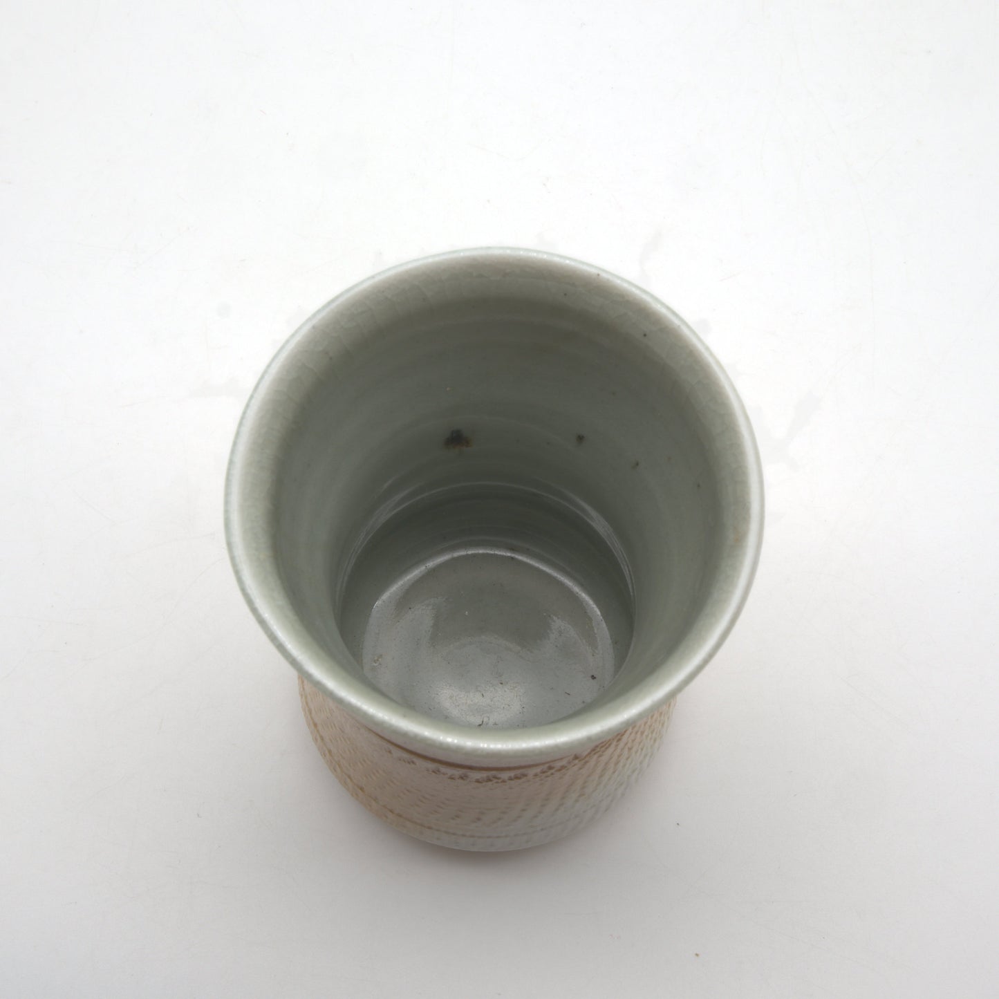 ユアン・クレイグ 藺草火襷ビール呑 豆 - 酒器 | 益子焼 陶庫
