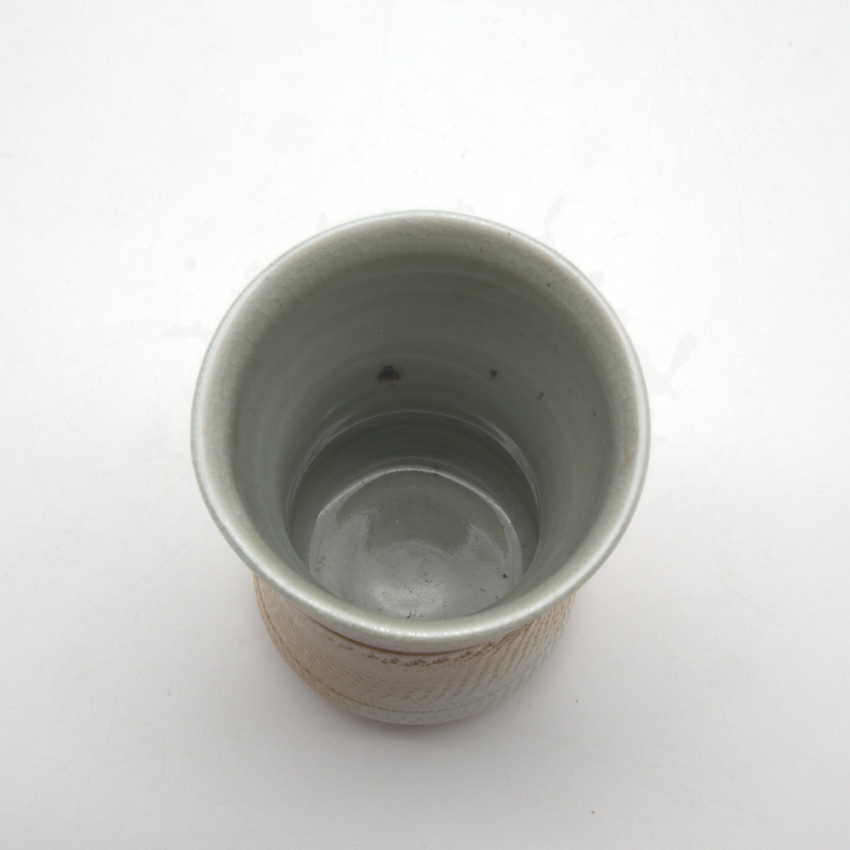 ユアン・クレイグ 藺草火襷ビール呑 豆 - 酒器 | 益子焼 陶庫