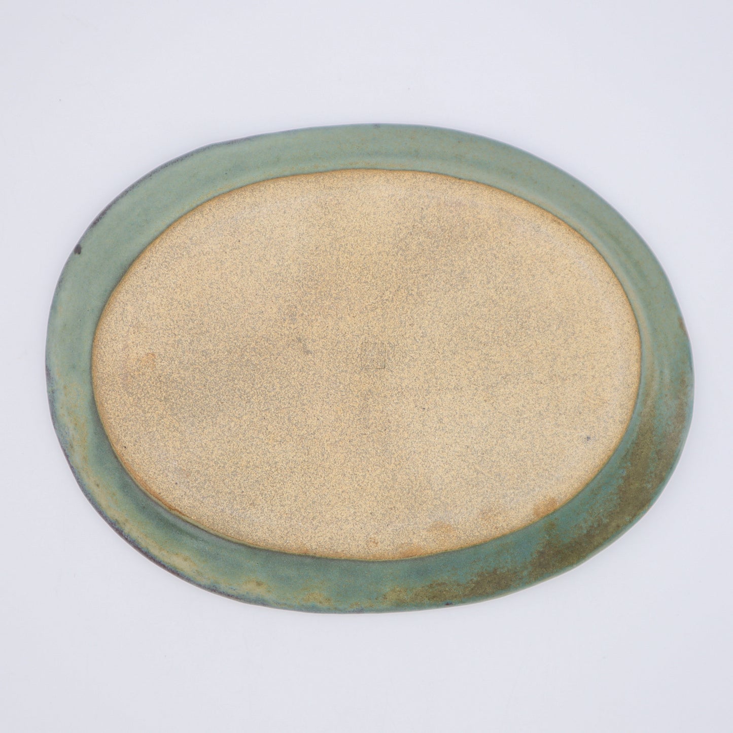 [Masataka Otsuka] Large oval plate with celadon glaze