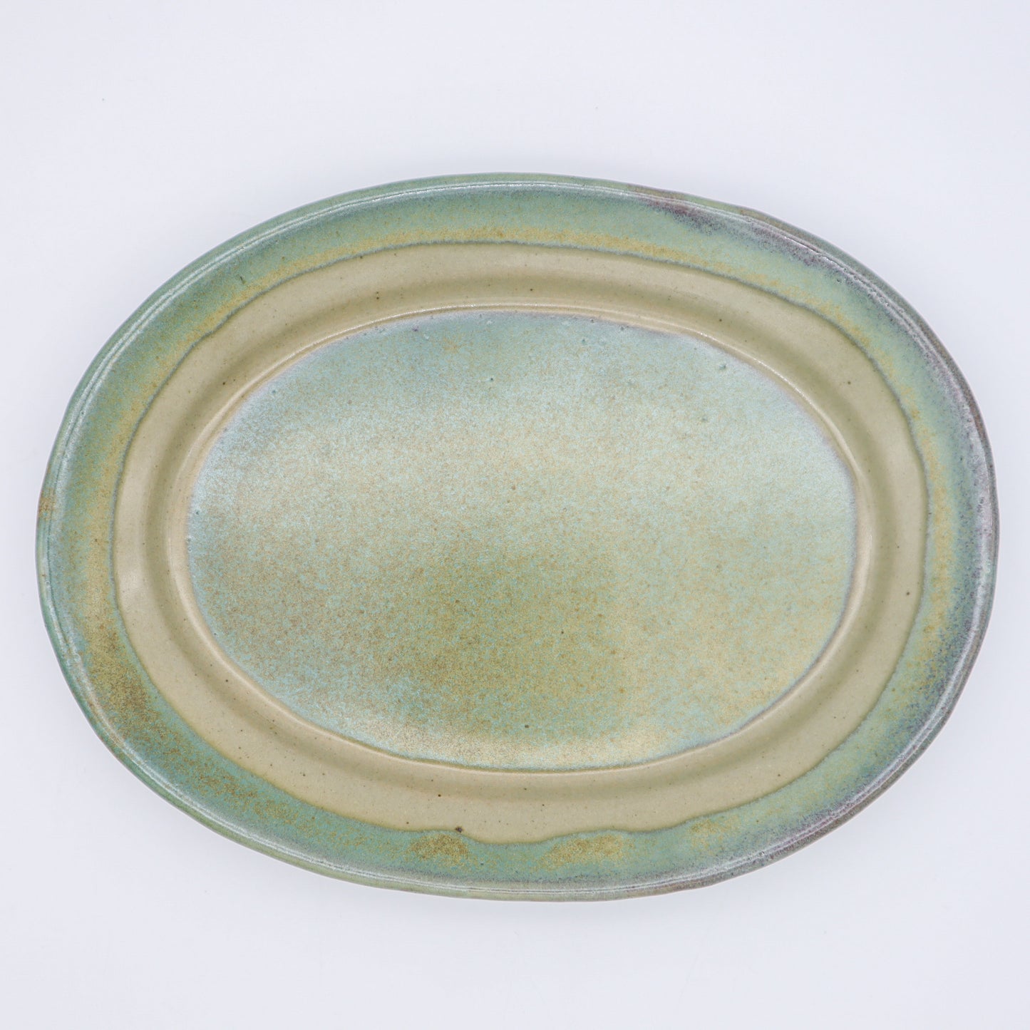 [Masataka Otsuka] Large oval plate with celadon glaze
