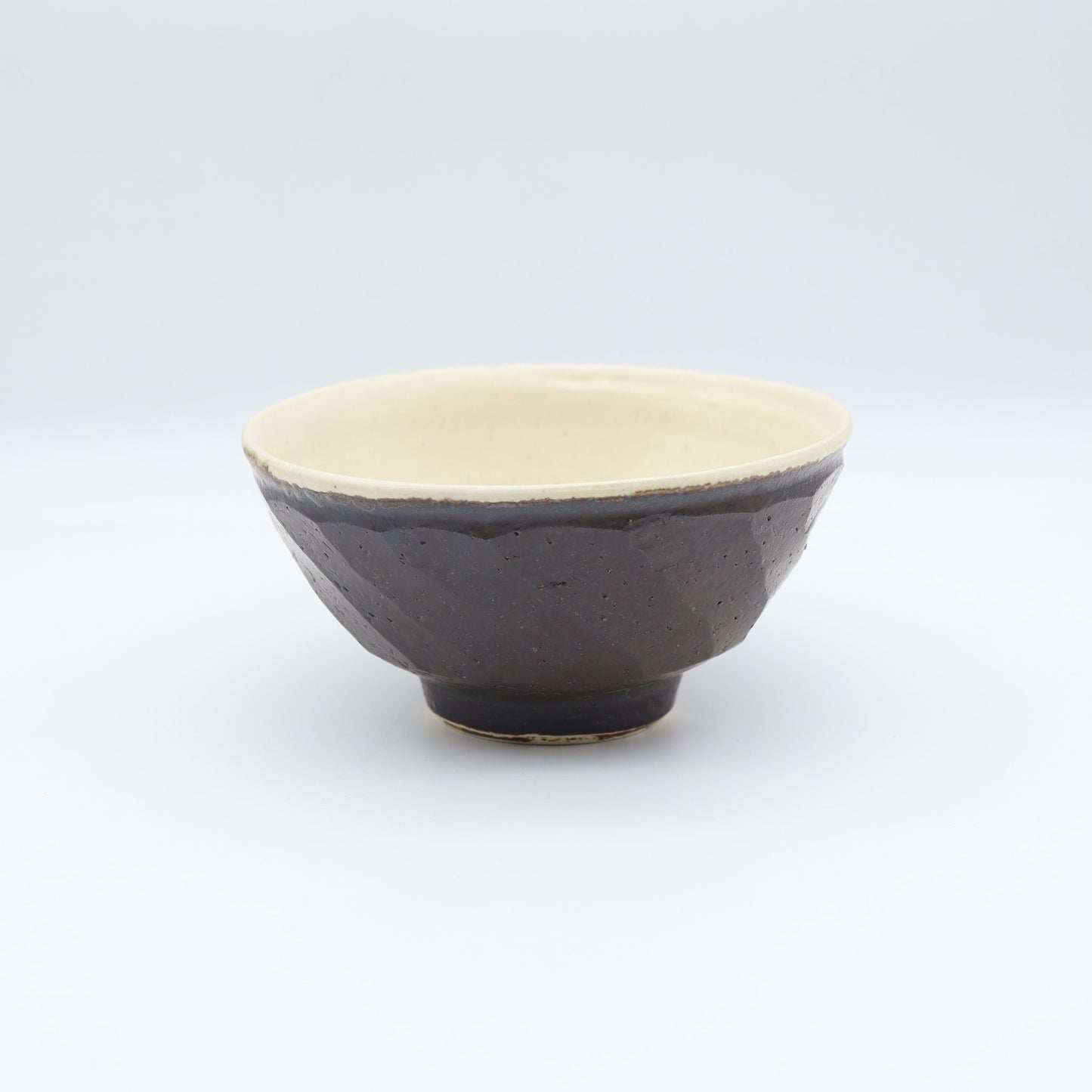 小峰尚 黒釉面取飯碗 大 - 碗・飯碗 | 益子焼 陶庫