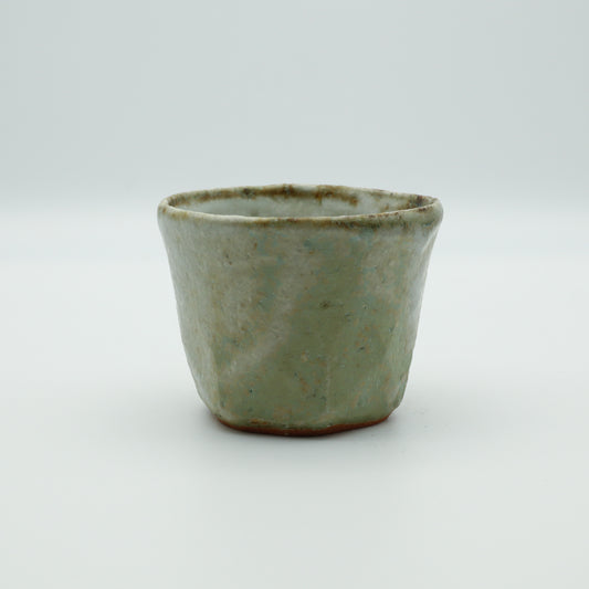 [Masayoshi Mizuno] White glazed chamfered cup