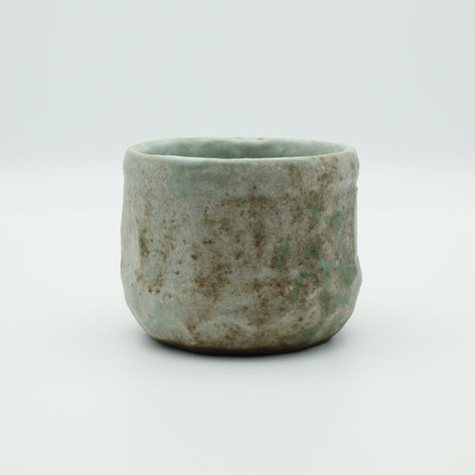 [Mizuno Masayoshi] White Glazed Cloud Design Whiskey Cup