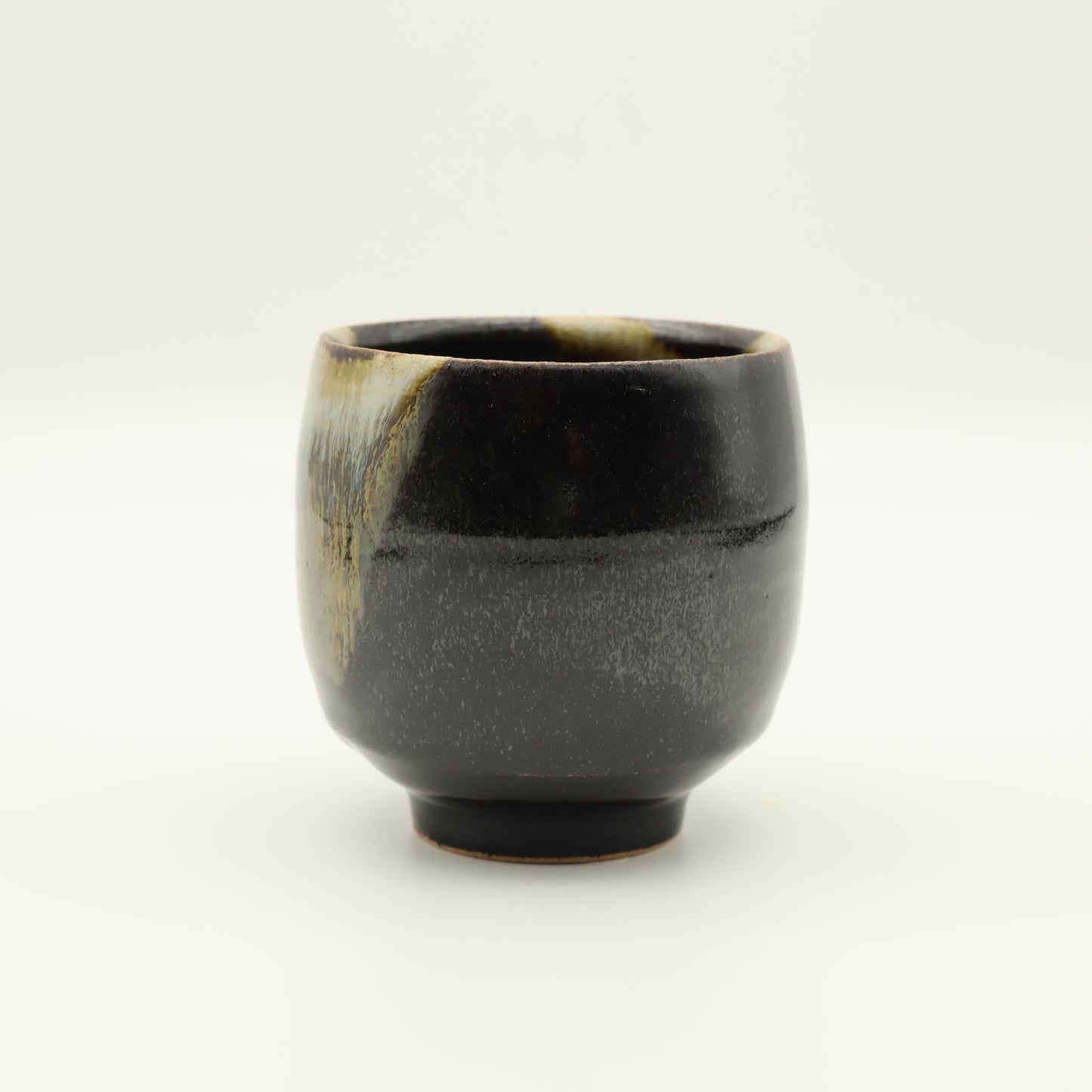 [Hagiwara Yoshinori] Black glaze teacup