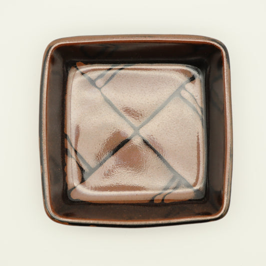 [Hagiwara Yoshinori] Persimmon glazed square bowl