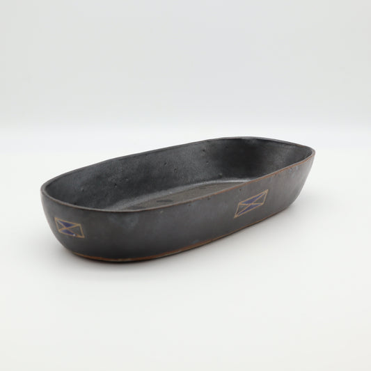 [Saito Osamu] Black glazed oval bowl