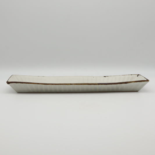 [Saito Osamu] White porcelain rectangular plate