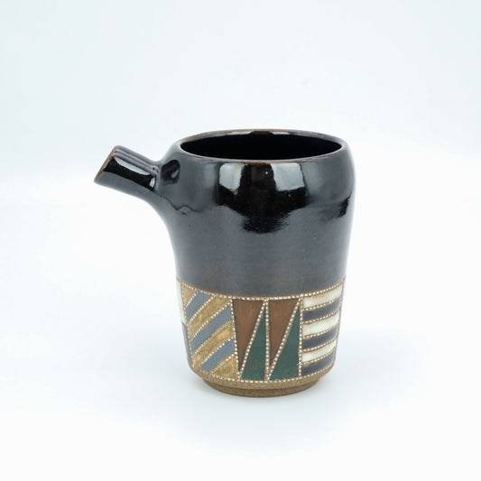 [Mukaiyama Fumiya] Inlaid glazed katakuchi sake cup