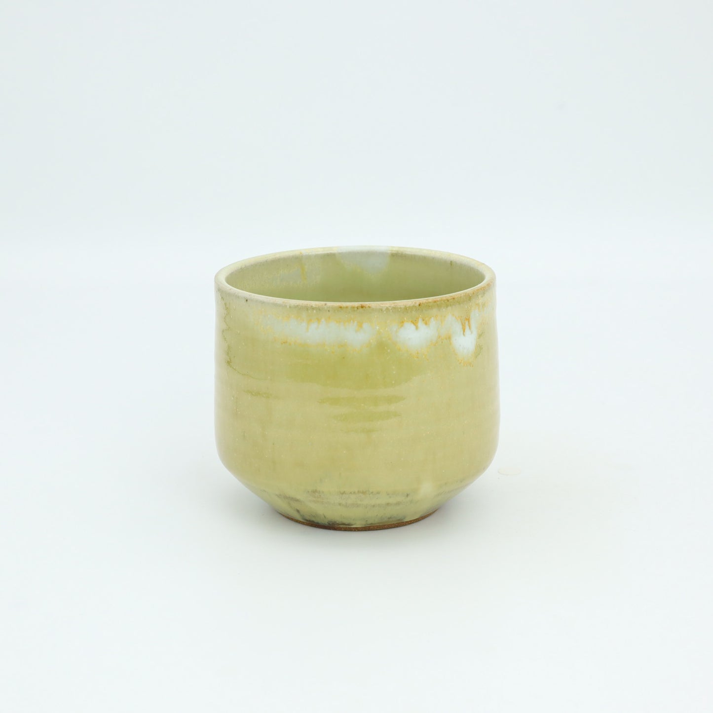 [Yoshiko Kasahara] White glaze cup