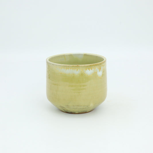 [Yoshiko Kasahara] White glaze cup