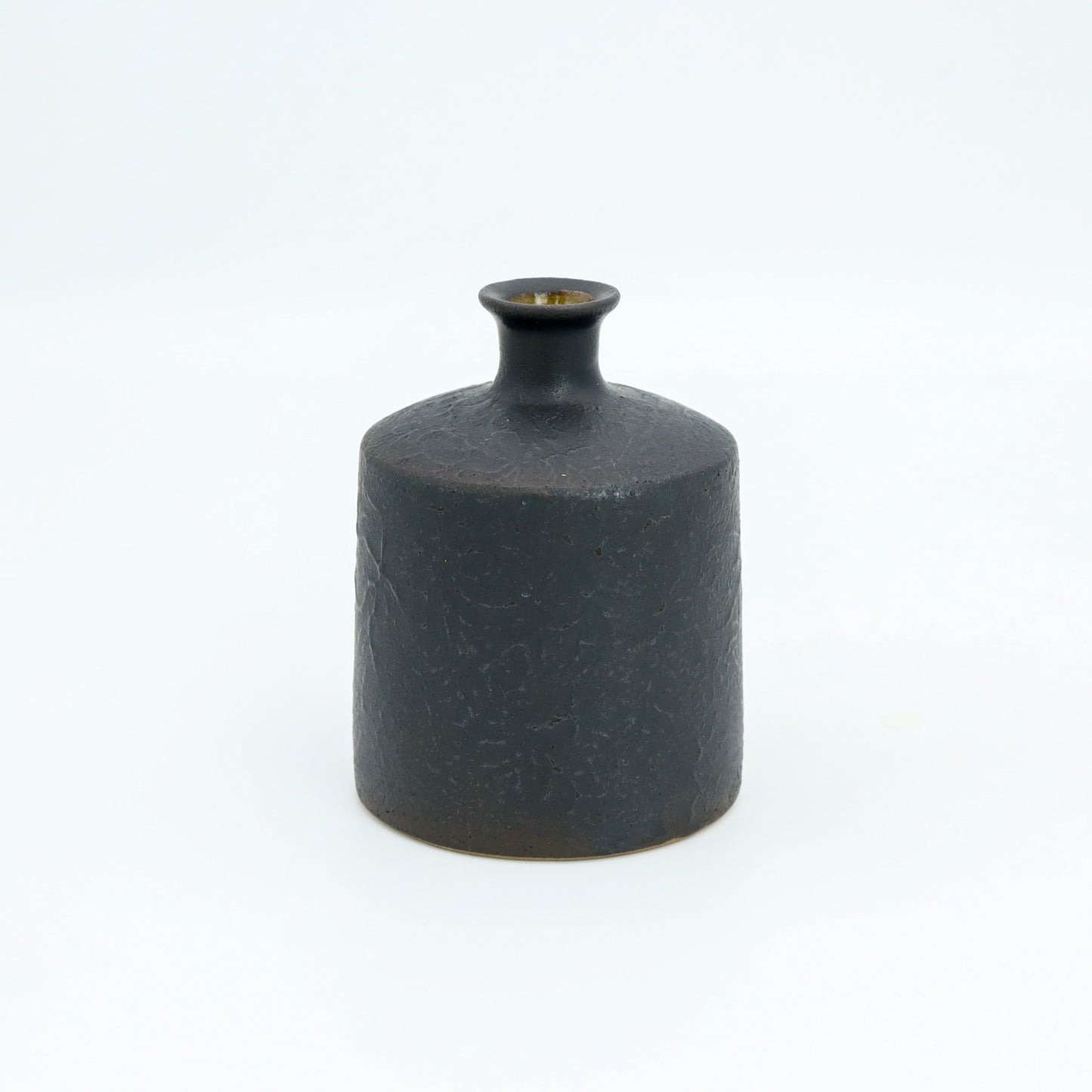 [Motosu Shuichi] Wrinkled black single flower vase