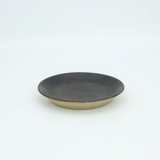 [Motosu Shuichi] Black glaze 4-inch plate