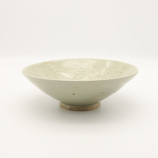[Aiba Takamasa] Celadon bowl with lotus design