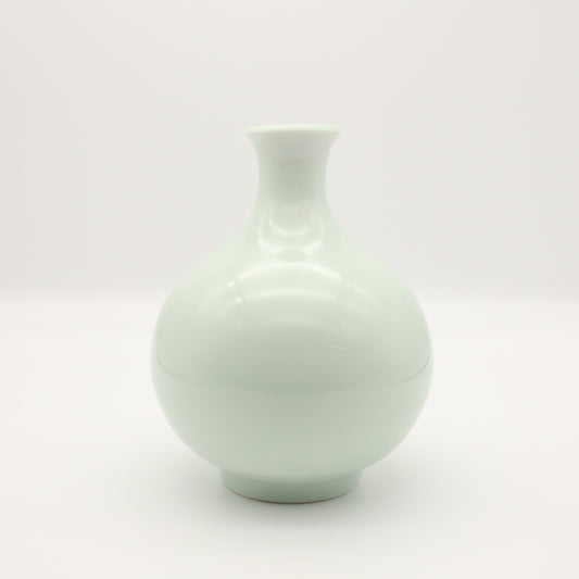 [Omura Midori] White porcelain flower vase